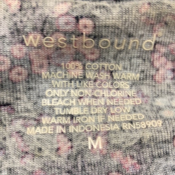 Westbound floral turtleneck top - Picture 7 of 7